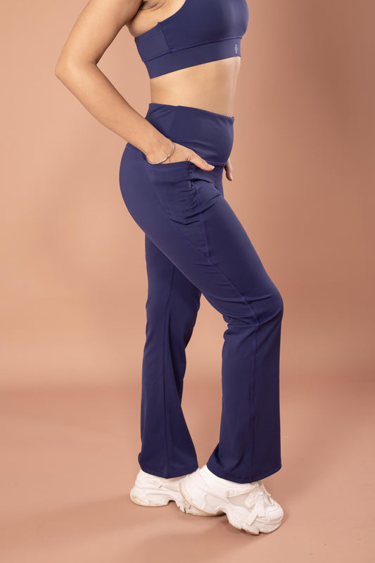 Essential Navy Flare pants