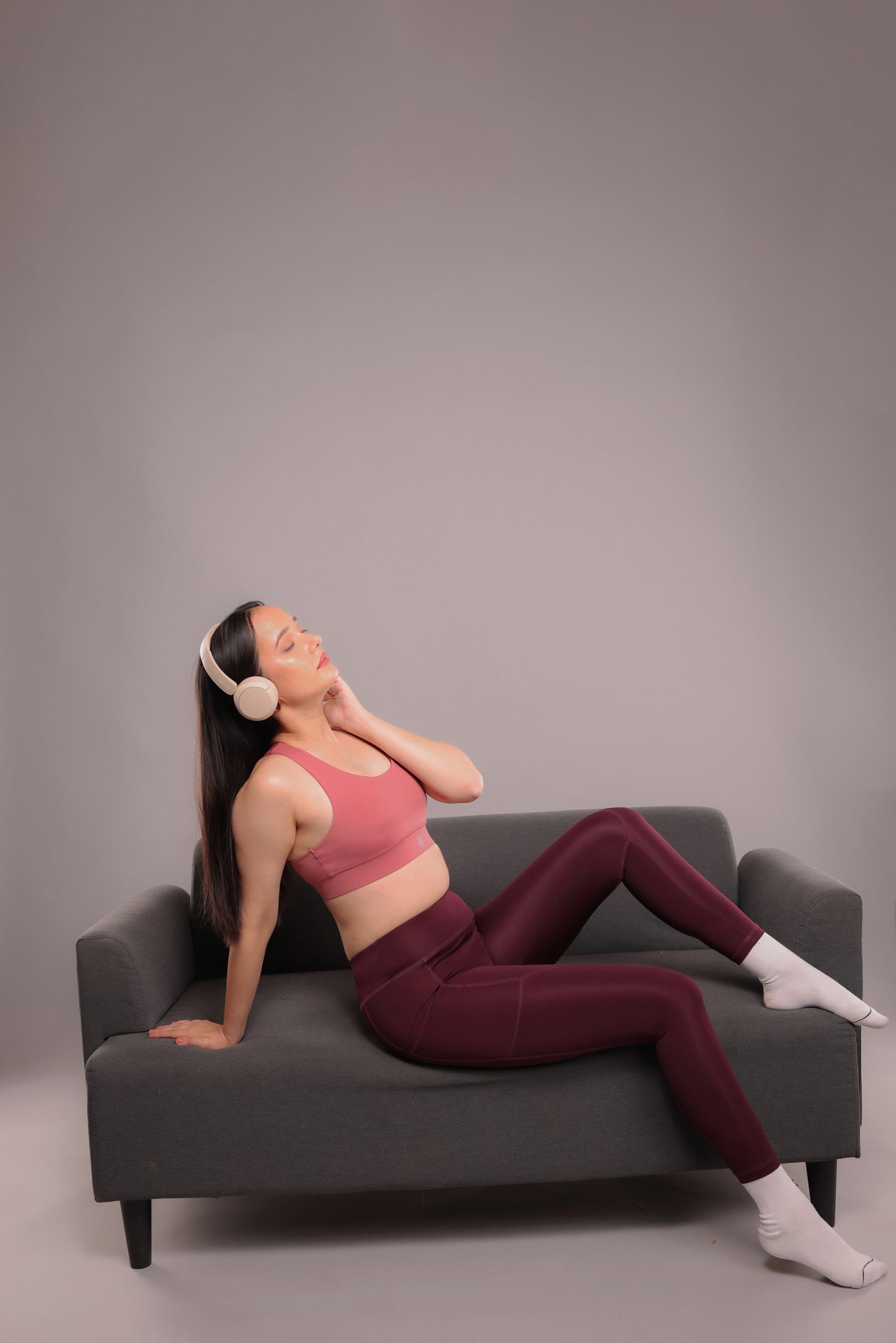 Sculpt-Fit Plum Leggings - Lite