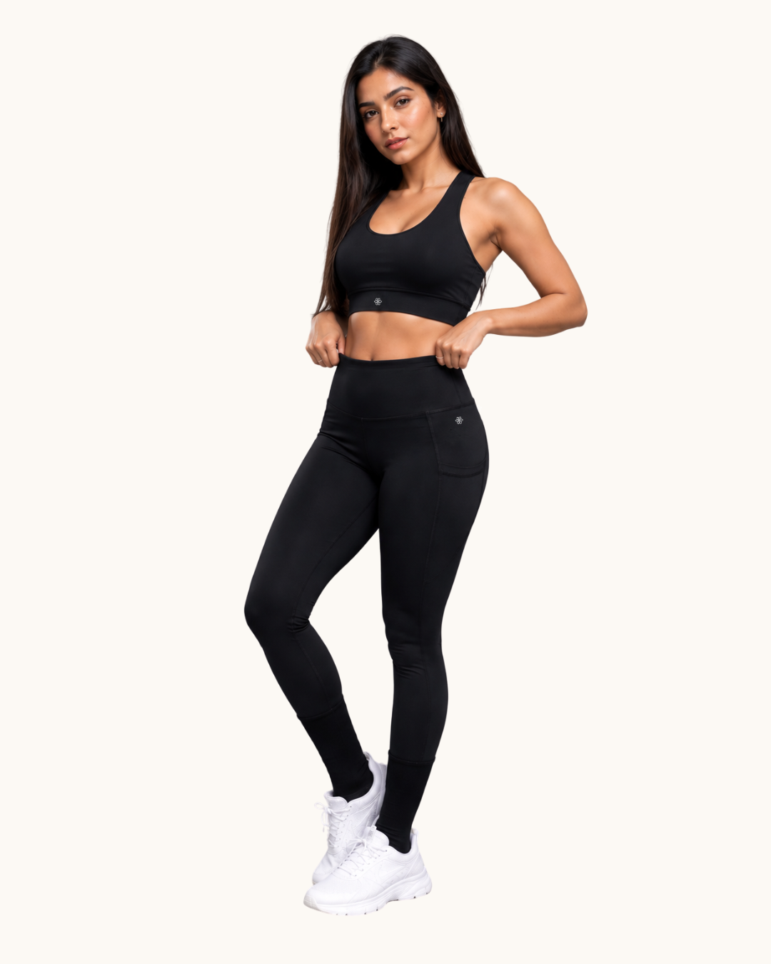 Contour-Fit Noir Leggings